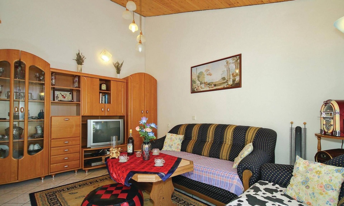 Cervar Porat House | 1 bedroom awesome home in Cervar Porat