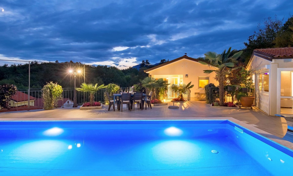 Veprinac Apartment | 1 bedroom stunning apartment in Veprinac