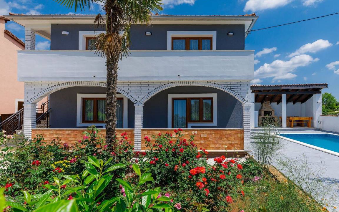 Rezanci Other | 180 m² Accommodation ∙ 4 bedrooms ∙ 8 guests