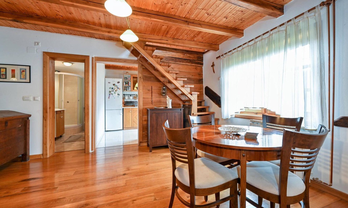 Karlovac House | 2 bedroom amazing home in Zamrsje