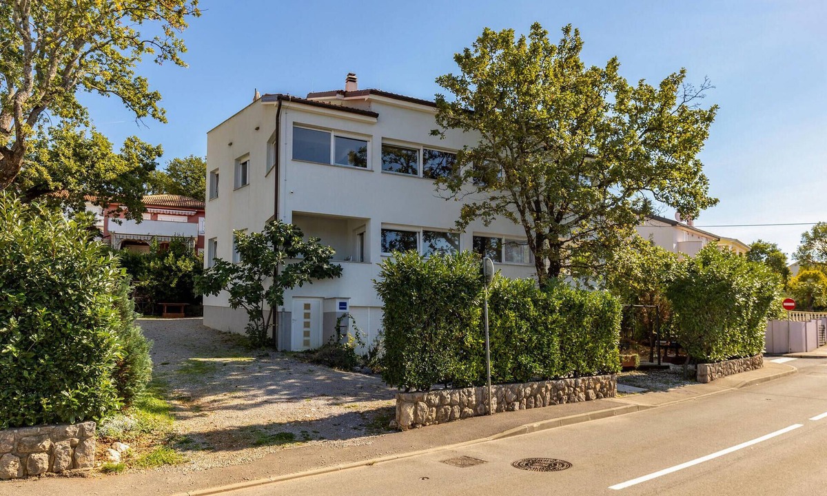 Njivice Apartment | 2 bedroom cozy apartment in Njivice