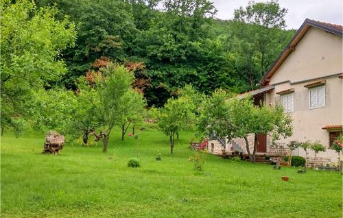 Gracac Apartment | 2 Bedroom Cozy Apartment In Srb