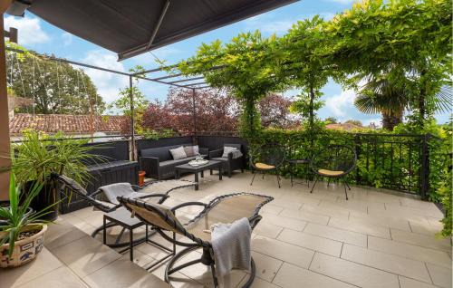 Zbandaj Apartment | 2 Bedroom Gorgeous Apartment In Porec