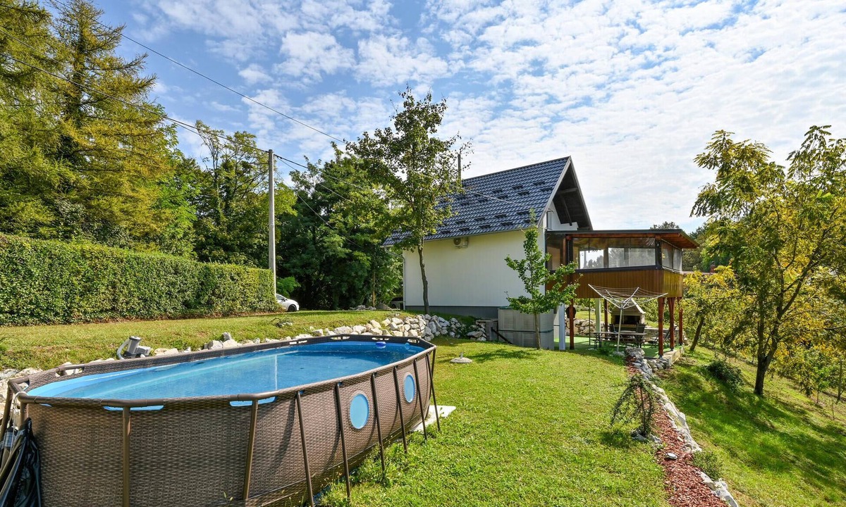 Vinica House | 2 bedroom nice home in Vinica Breg