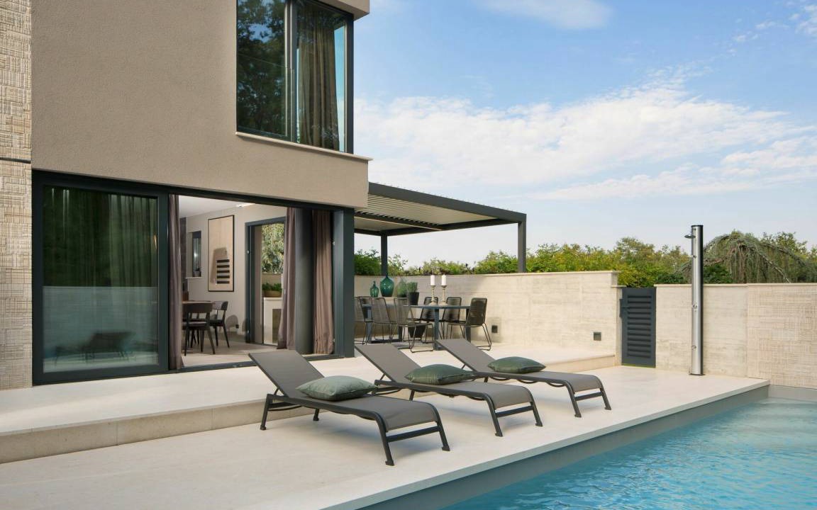 Krizine Other | 260 m² Accommodation ∙ 4 bedrooms ∙ 10 guests