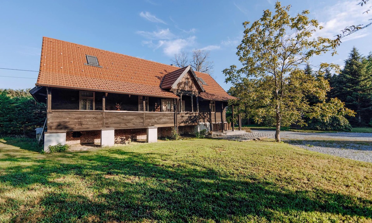 Ivanic-Grad House | 3 bedroom amazing home in Derezani