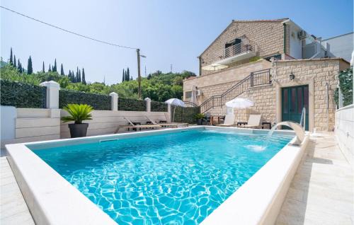 Komolac Apartment | 3 Bedroom Gorgeous Apartment In Dubrovnik