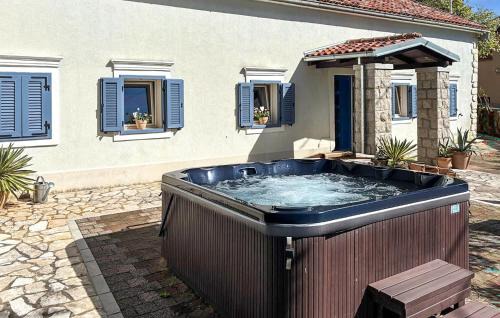 Bakar House | 3 Bedroom Gorgeous Home In Krasica