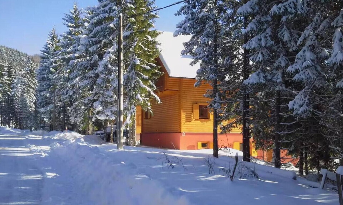 Mrkopalj Apartment | 3 bedroom nice apartment in Mrkopalj