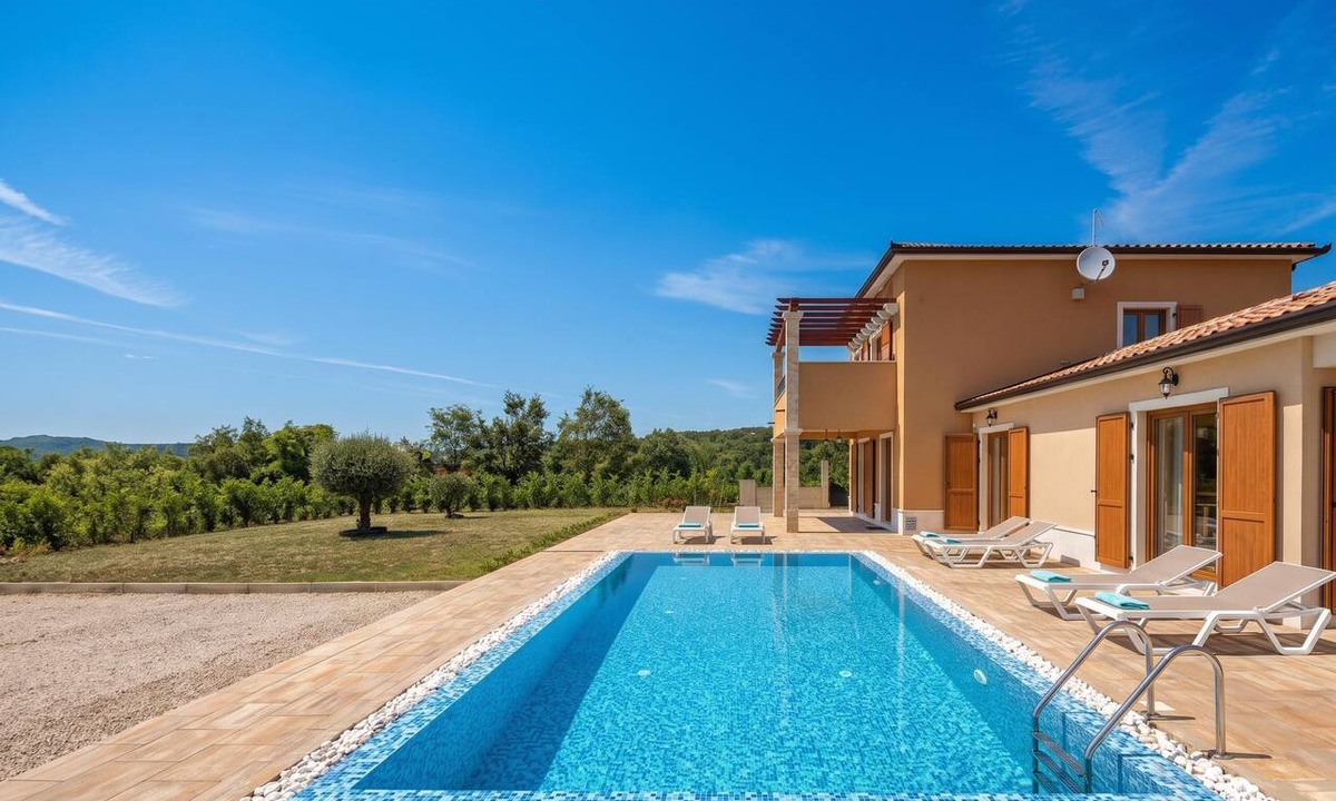 Paradiz Villa | 3BR Istrian Villa Erla w/Private Pool, Labin, Croatia