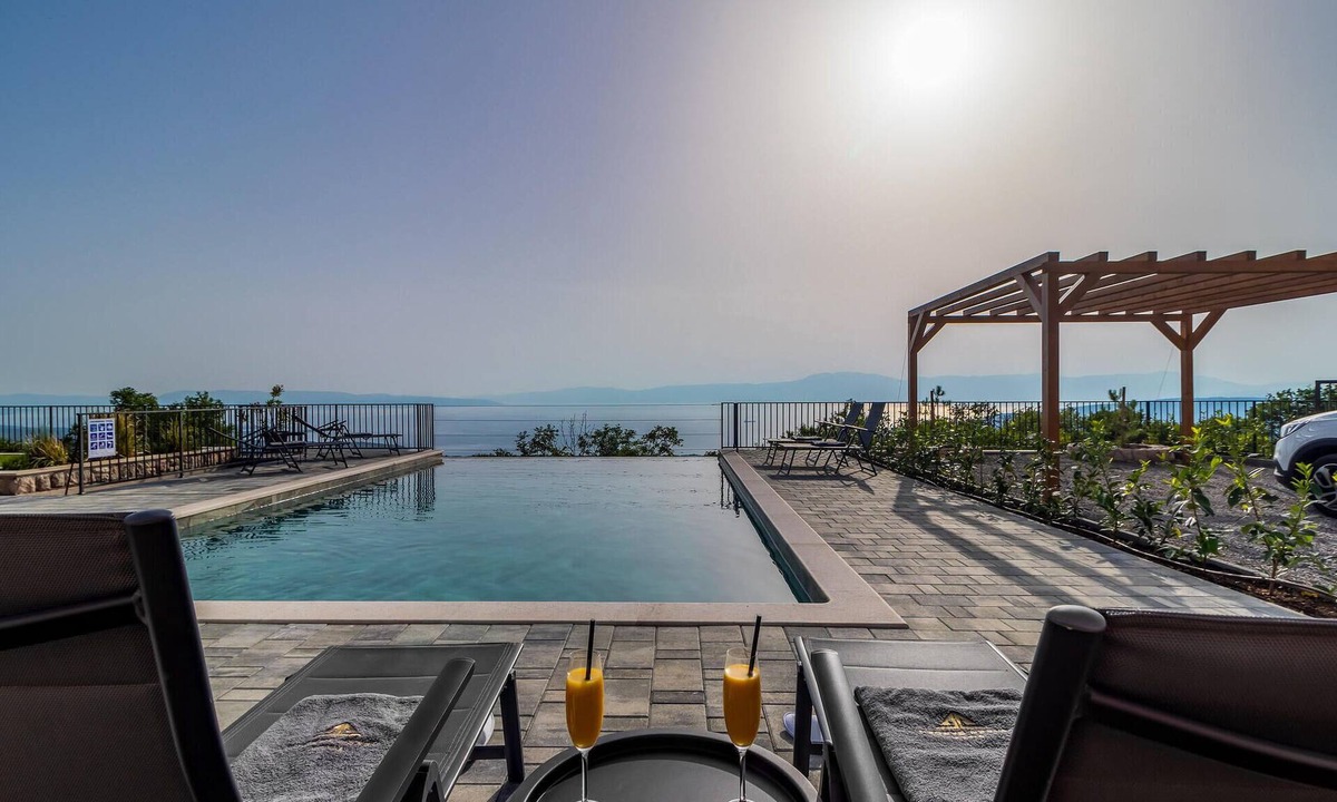 Bakar House | 4 bedroom accommodation in Hreljin