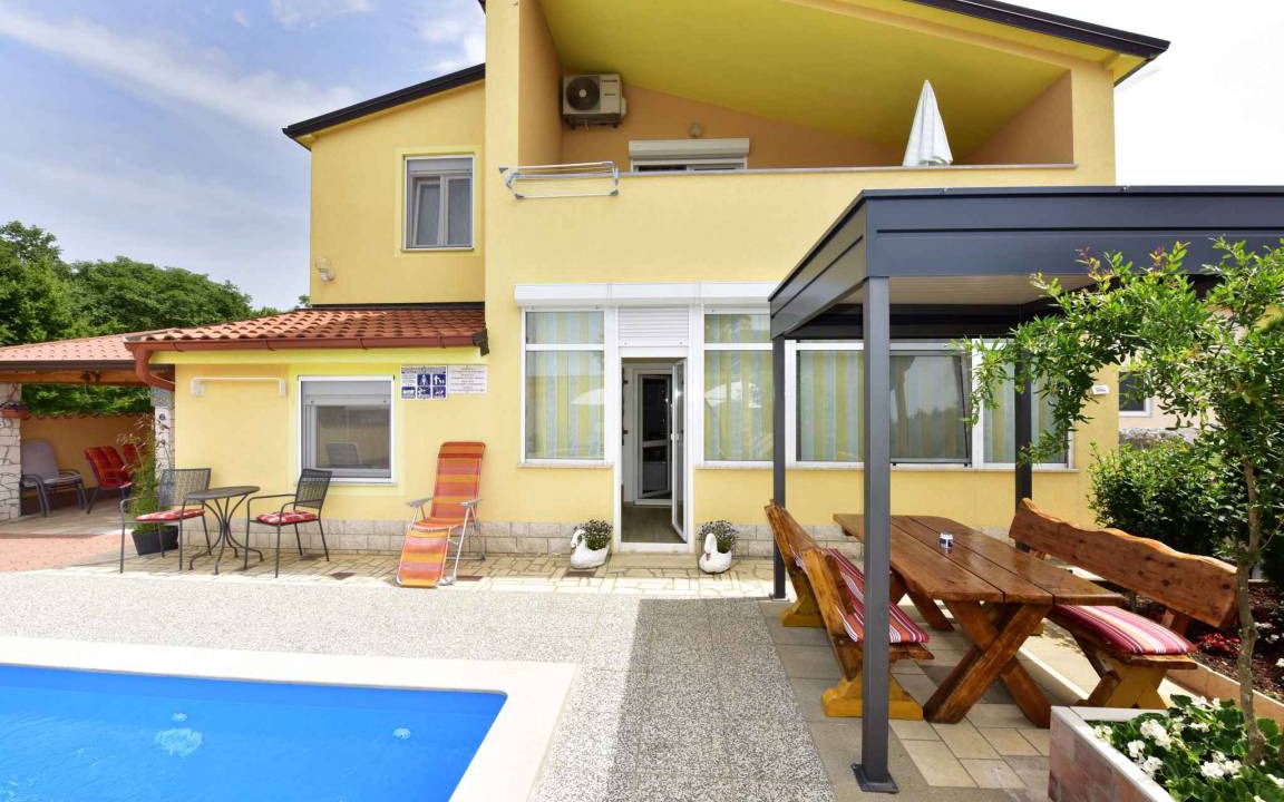 Nova Vas Apartment | 60 m² Apartment ∙ 3 bedrooms ∙ 4 guests