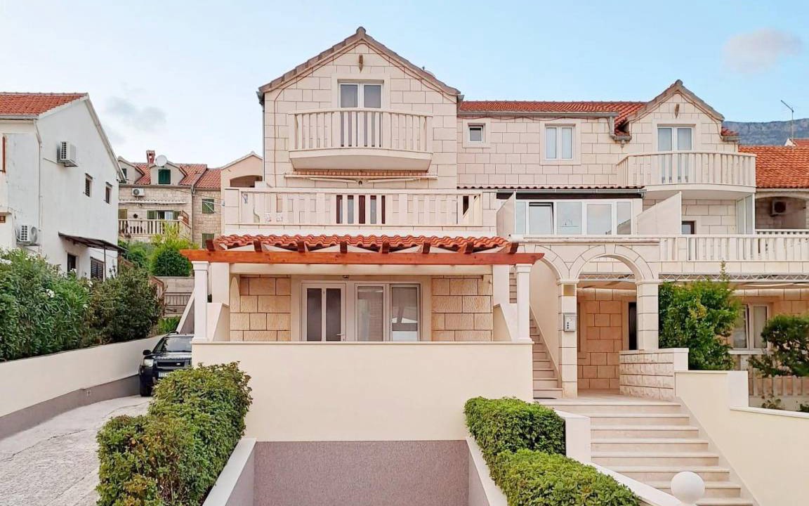 Bol Apartment | 65 m² Apartment ∙ 2 bedrooms ∙ 4 guests