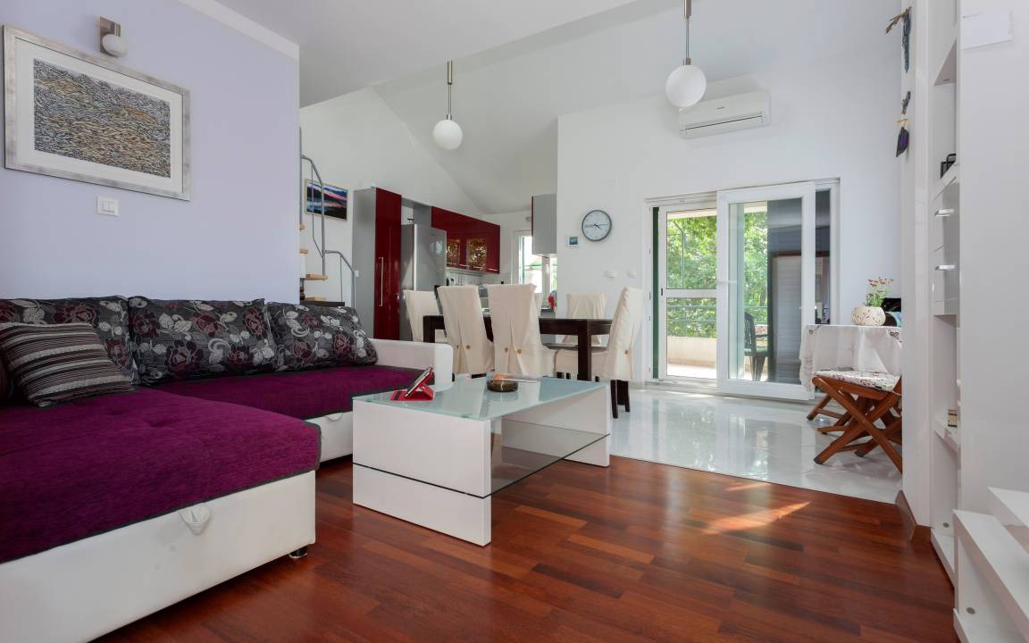 Srima Apartment | 75 m² Apartment ∙ 3 bedrooms ∙ 6 guests
