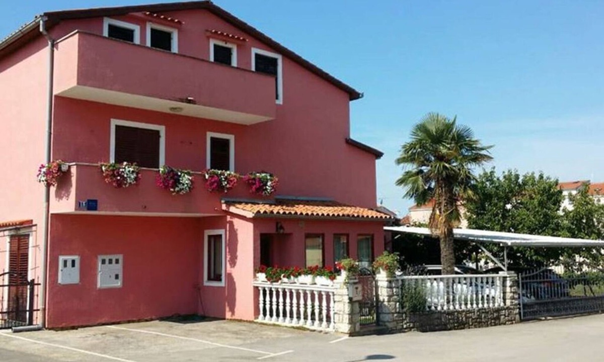 City Center Apartment | A3+1 - One Bedroom Apartment, Sleeps 4