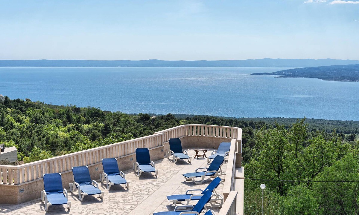 Bast Apartment | Amazing apartment in Bast with house sea view