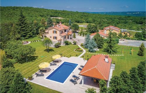 Rogocana House | Amazing Home In Labin