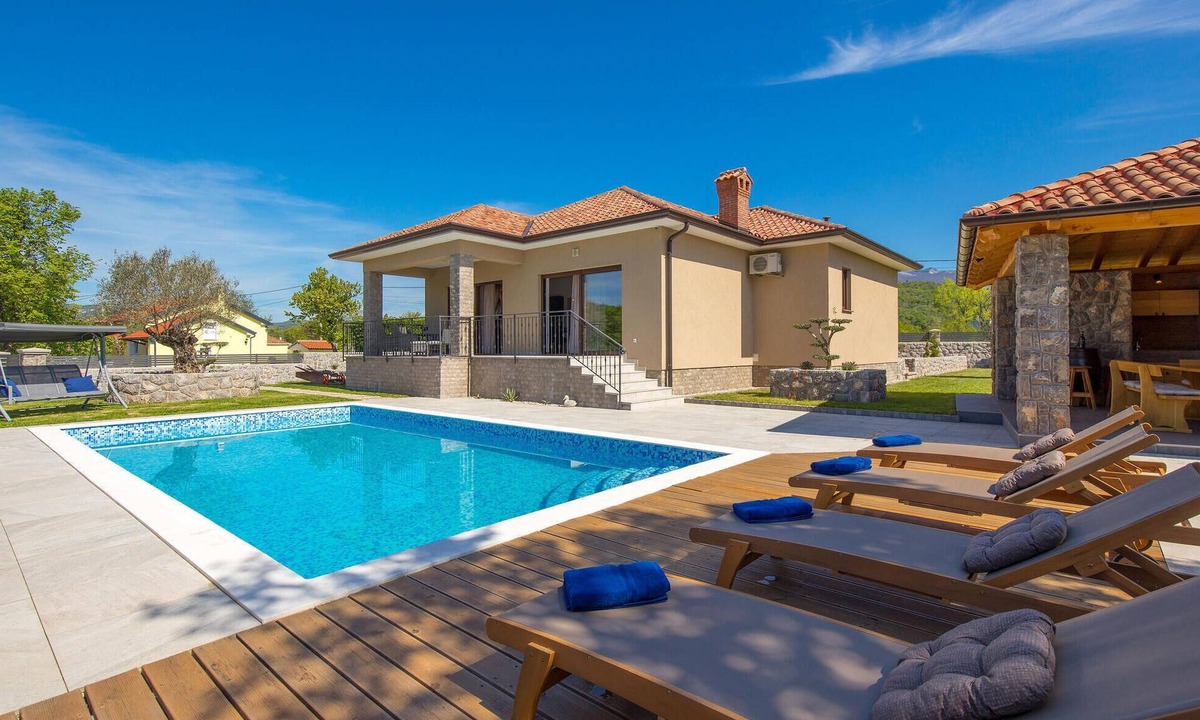 Soboli House | Amazing home in Soboli, Cavle with sauna