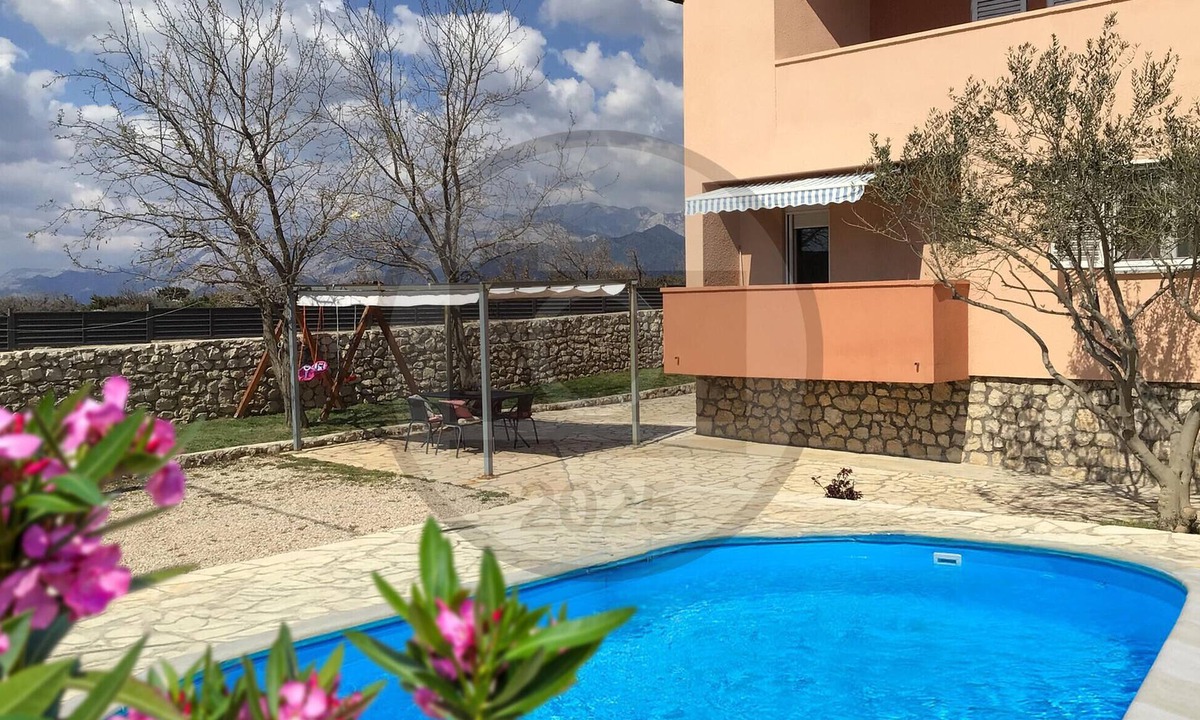 Vinjerac House | Amazing home in Zdrilo