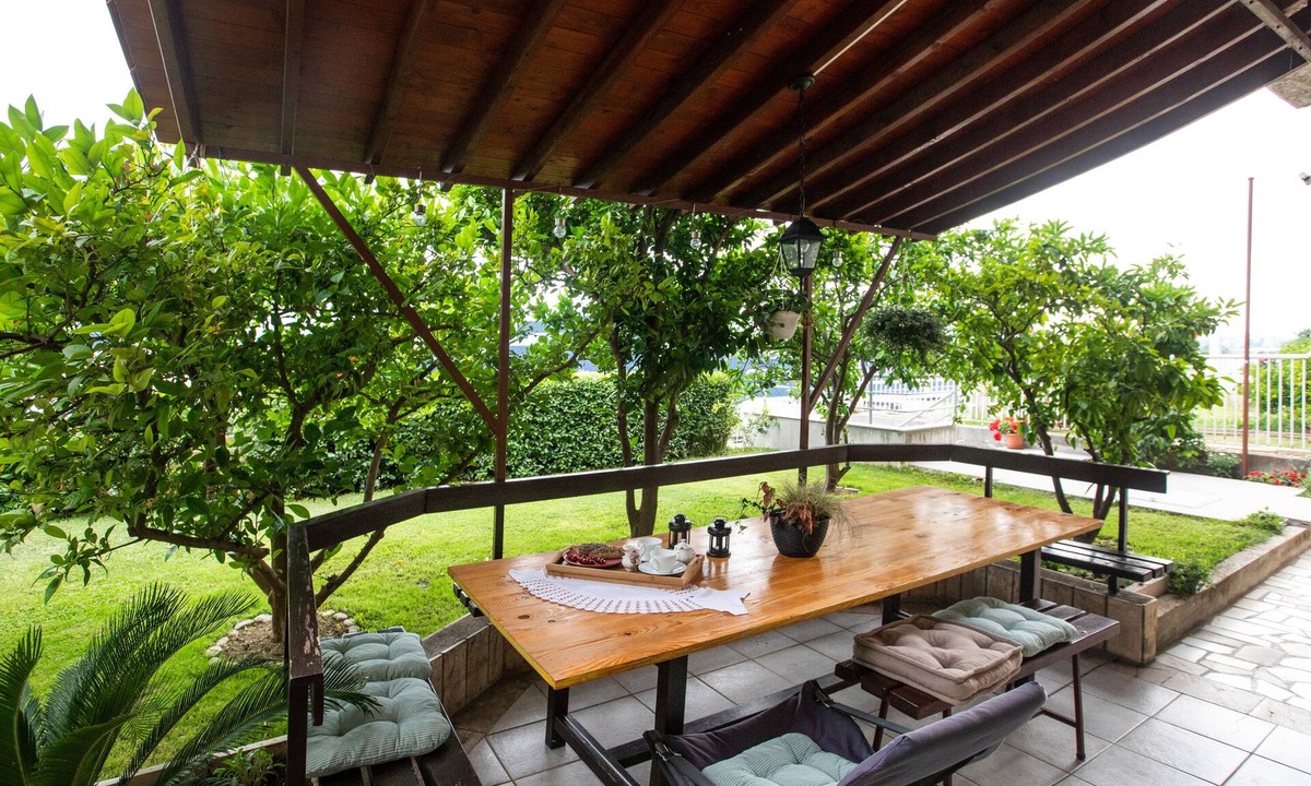 Solin Apartment | Ana's spacious place, accommodating 4+2 in two bedrooms