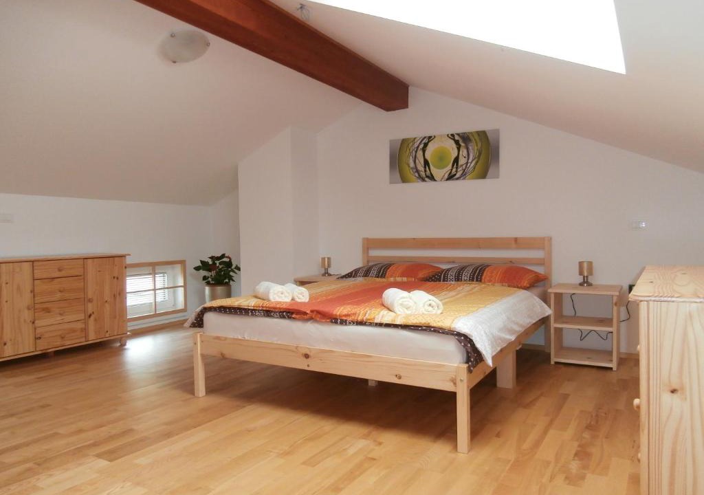 Kobarid Apartment | Apartma Ana Drežnica