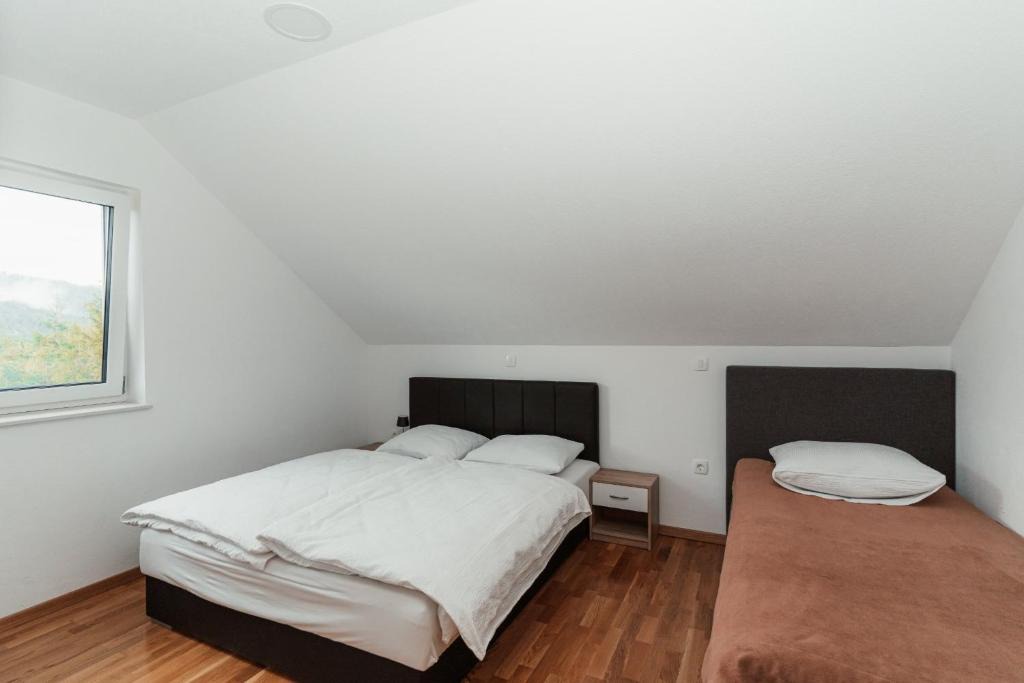 Ljubno Apartment | Apartmaji Laznik