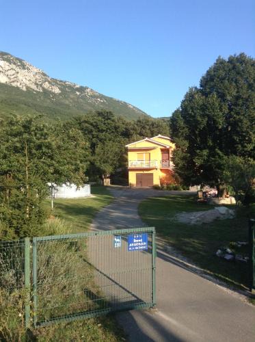 Kozljak Apartment | Apartman Katica