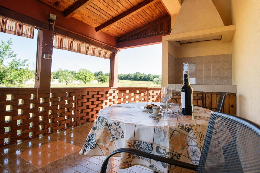 Kadumi Apartment | Apartman NINI - miran odmor u blizini Poreča