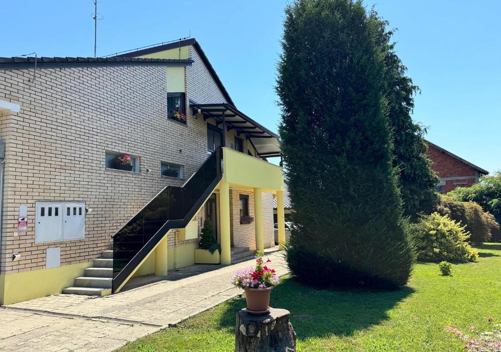 Bjelovar Apartment | Apartman Tiija
