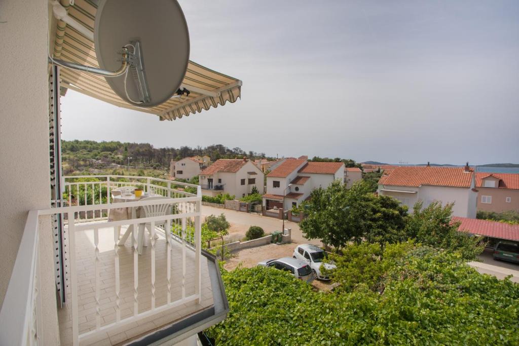 Brodarica Apartment | Apartmani Branko Lemac