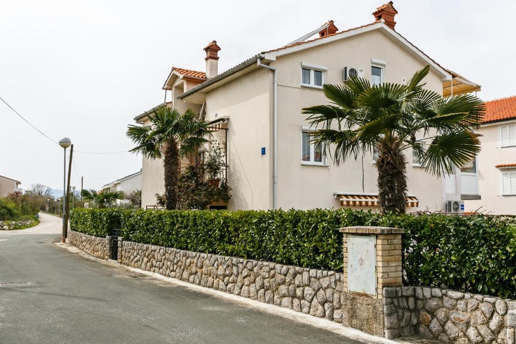 Malinska House | Apartmani Cvelic