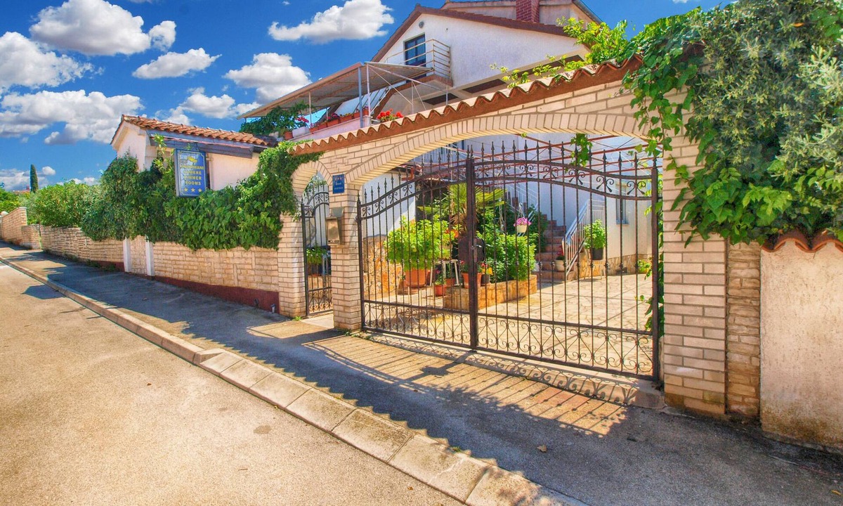Peroj Apartment | Apartment 1362/15912 (Istria - Peroj), 500m from the beach