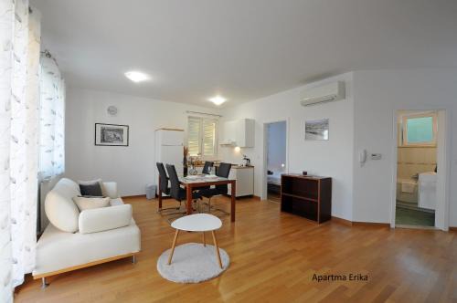 Piran Apartment | Apartment Erika Parecag