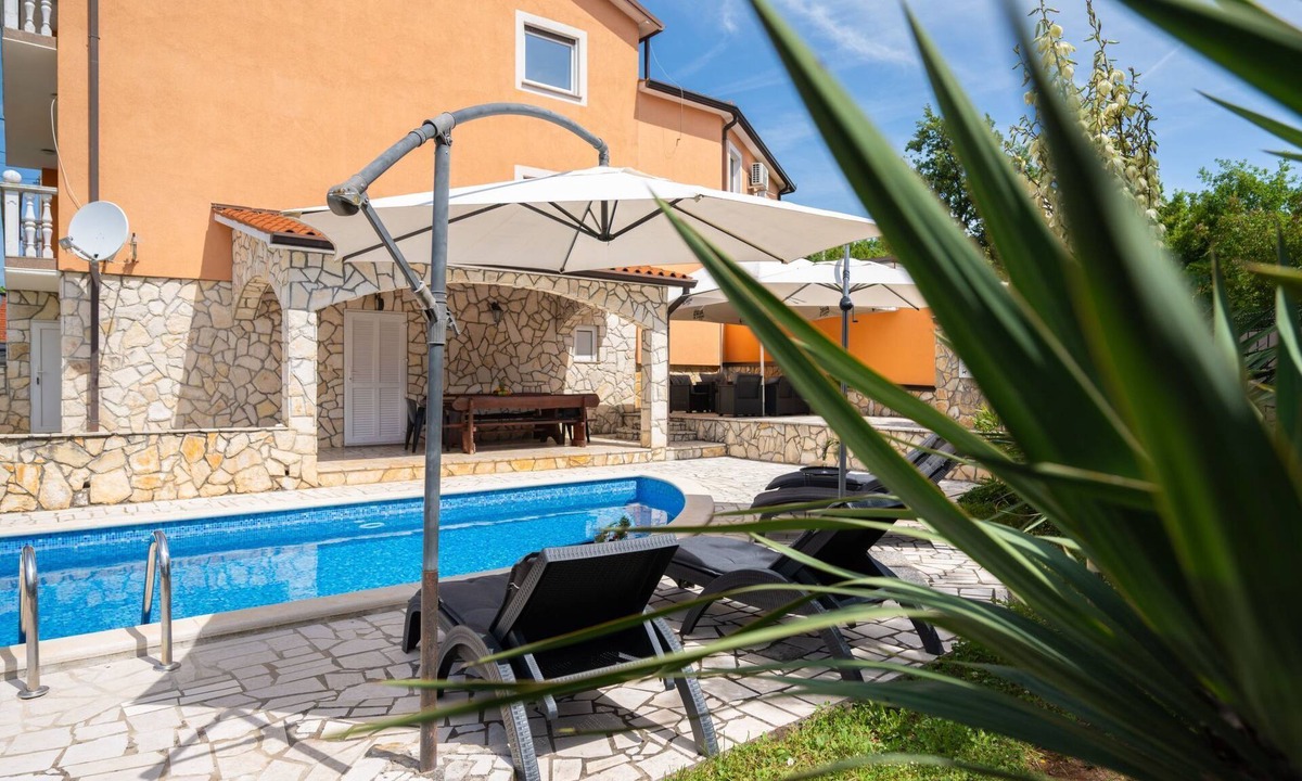 Vinez Apartment | Apartment Fortuna 1 by Interhome
