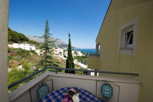 Duce Apartment | Apartment in Duce with sea view, balcony, air conditioning, Wi-Fi (132-3)