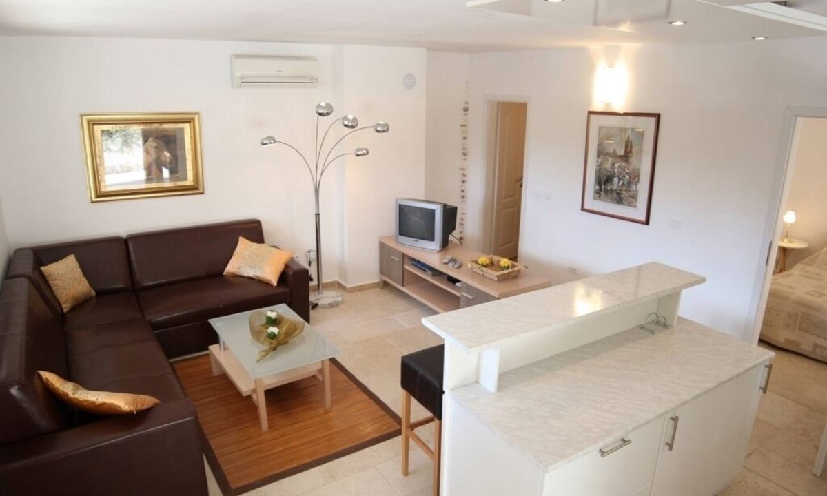 Borik Apartment | Apartment in Rovinj with Terrace, Air condition, WIFI, Dishwasher (4285-1)