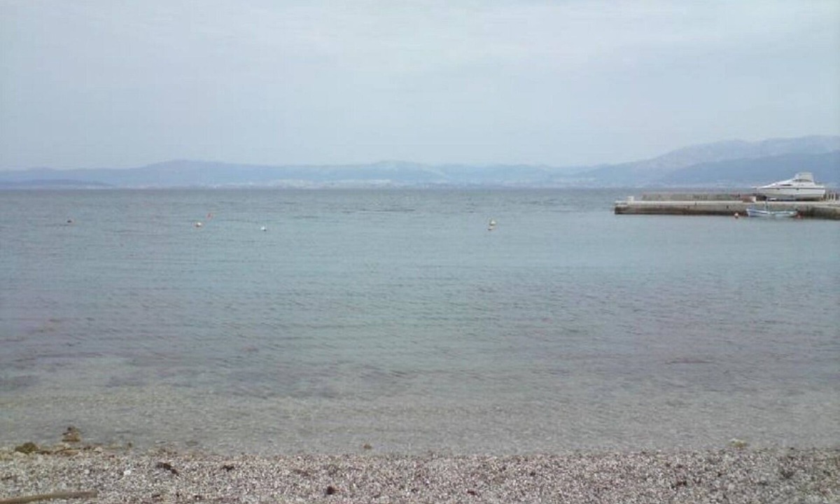 Mirce Apartment | Apartment Jak - comfortable apartments: A1-donji(4+1) - Mirca, Island Brac, Croatia