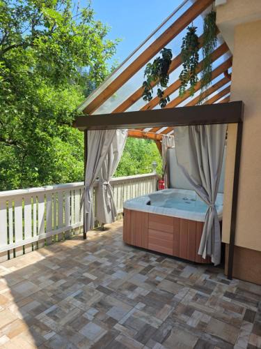 Luce Apartment | Apartment Jurček with jacuzzi & sauna