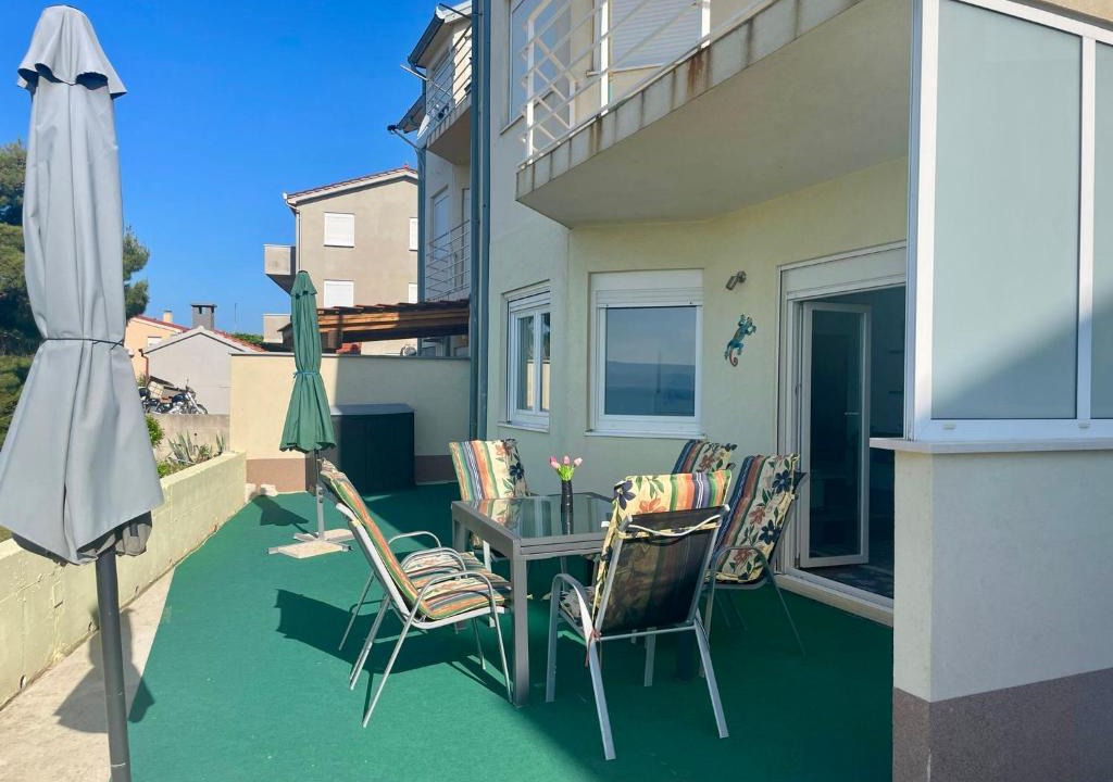 Dugi Rat Apartment | Apartment Mandarina