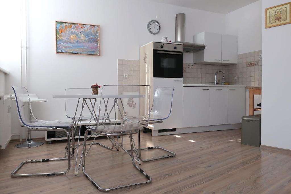 Kranjska Gora Apartment | Apartment Maya