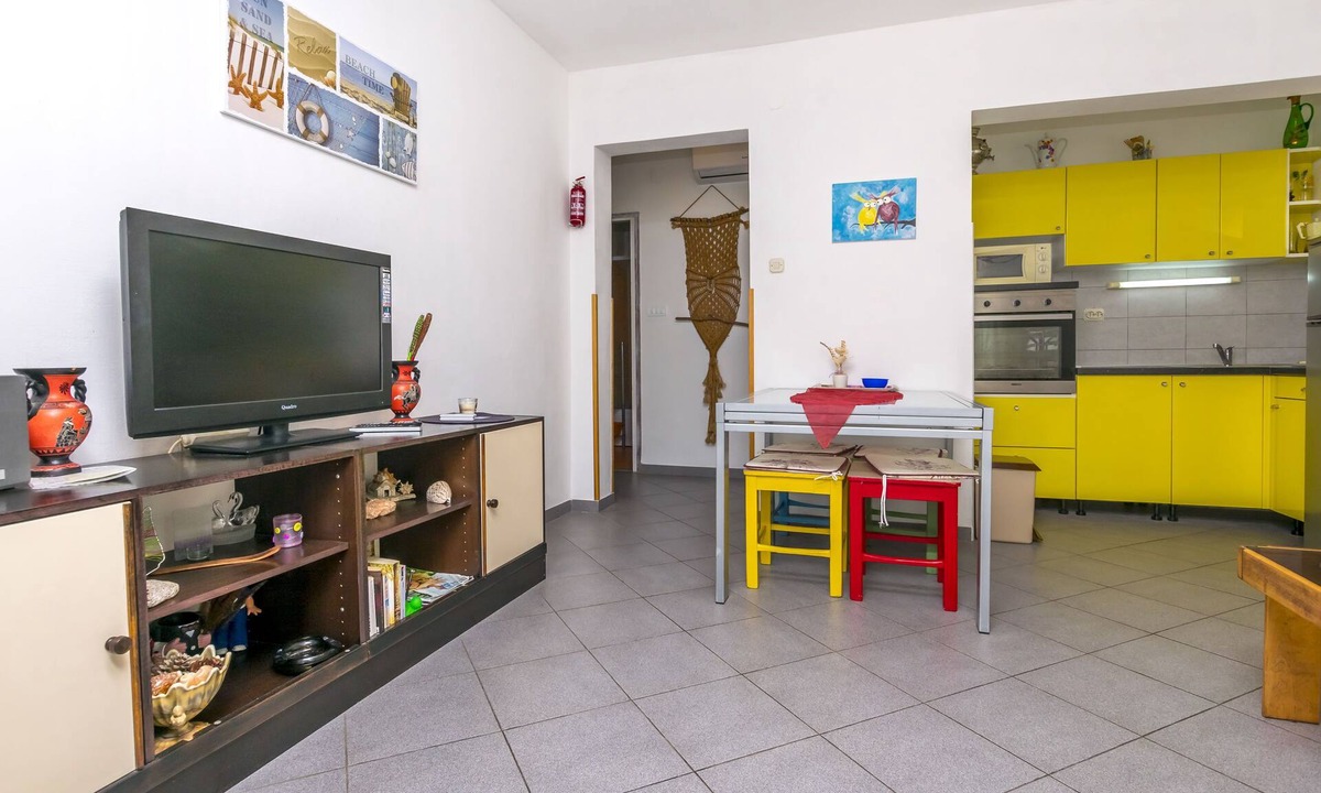 Maslinica Apartment | Apartment Nikola