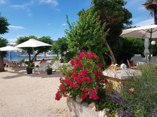 Barbat na Rabu House | Apartments and Rooms Villa Luci