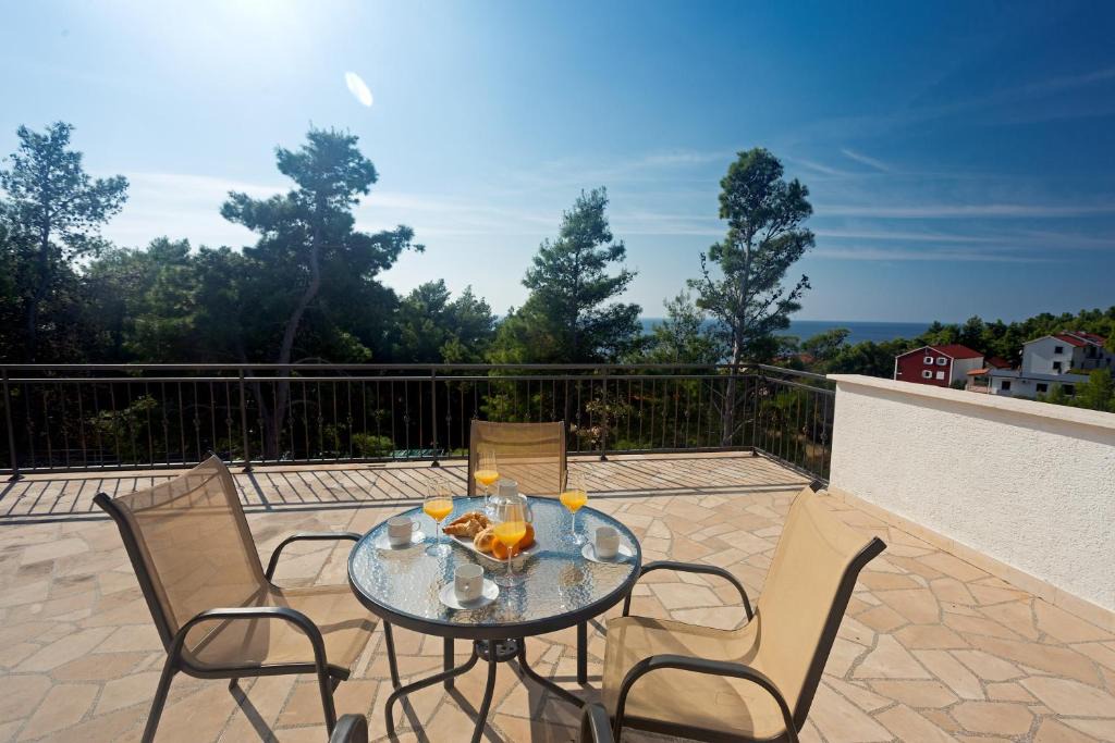 Ivan Dolac Apartment | Apartments Balić