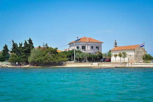 Poljana Apartment | Apartments by the sea Poljana, Ugljan - 24970