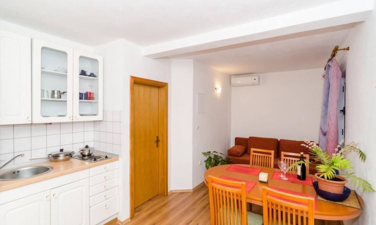 Putnikovic Apartment | Apartments Ereš Žuronja