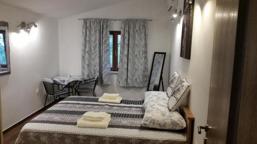Radosi kod Zbandaja Apartment | Apartments Fiume