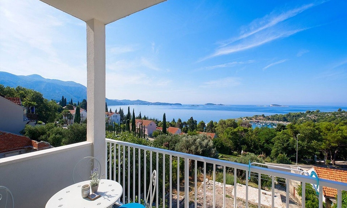 Brasina Apartment | Apartments Grljević - One Bedroom Apartment with Balcony and Sea View