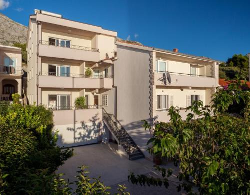 Tucepi Apartment | Apartments Irena