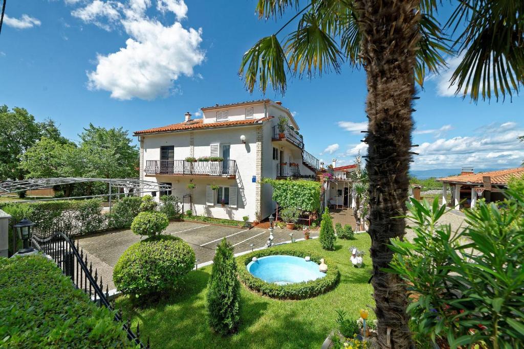Sveti Vid-Miholjice Apartment | Apartments Kata