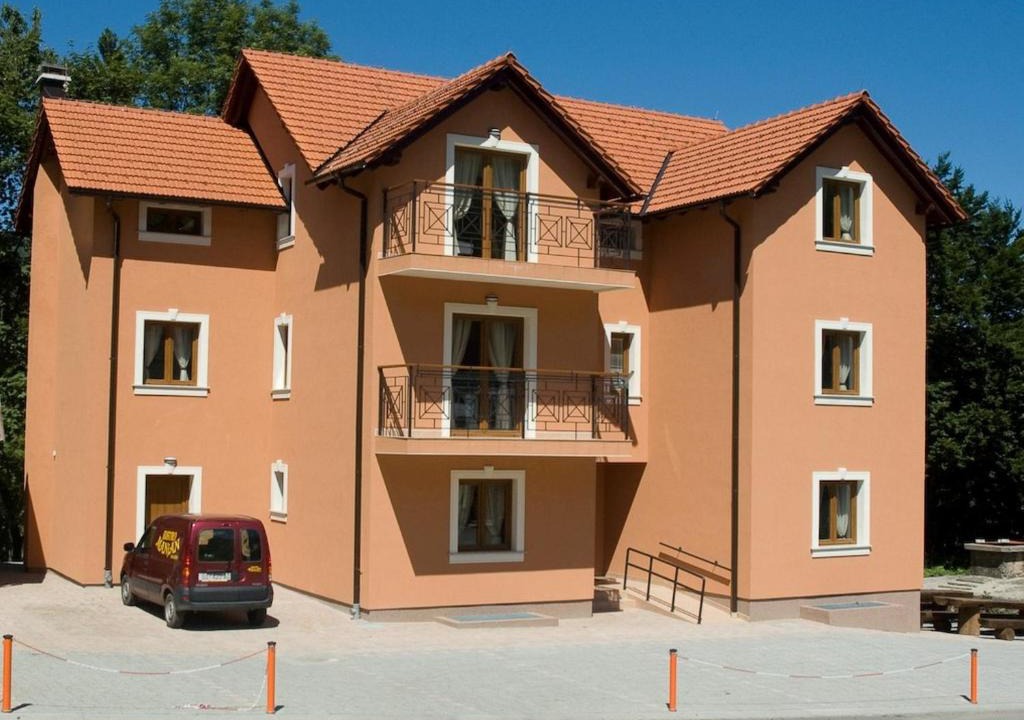 Krasno Polje Apartment | Apartments Manjan